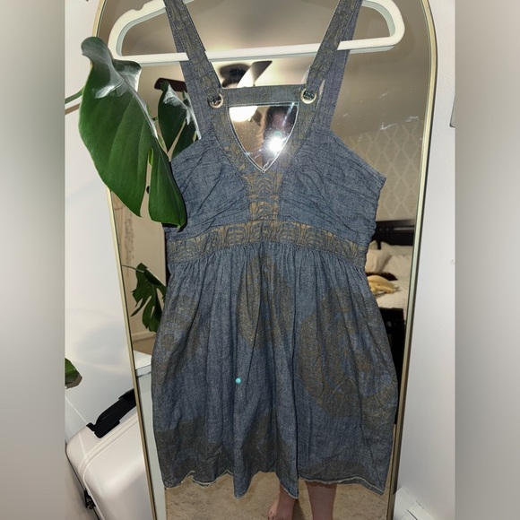 Apple bottom denim mini dress - Picture 2 of 5